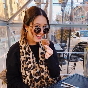 Meet your Posher, Eden